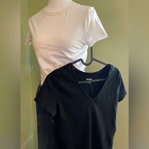 TWO WILD FABLE CROPPED TEES BLACK & WHITE